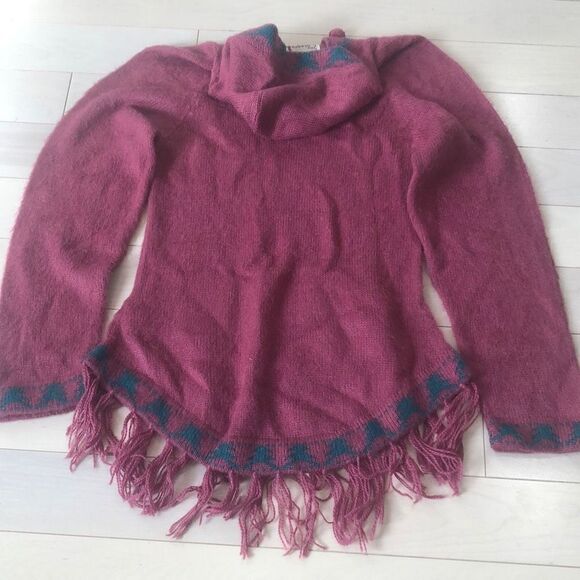 The Alpaca Connection Women's Handmade Knitted V-Neck Hoodie Sweater Red Small - Picture 5 of 5